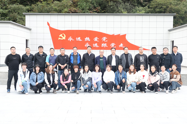 1697514390678671.jpg a073c69438039296721296f4763d550_副本.jpg